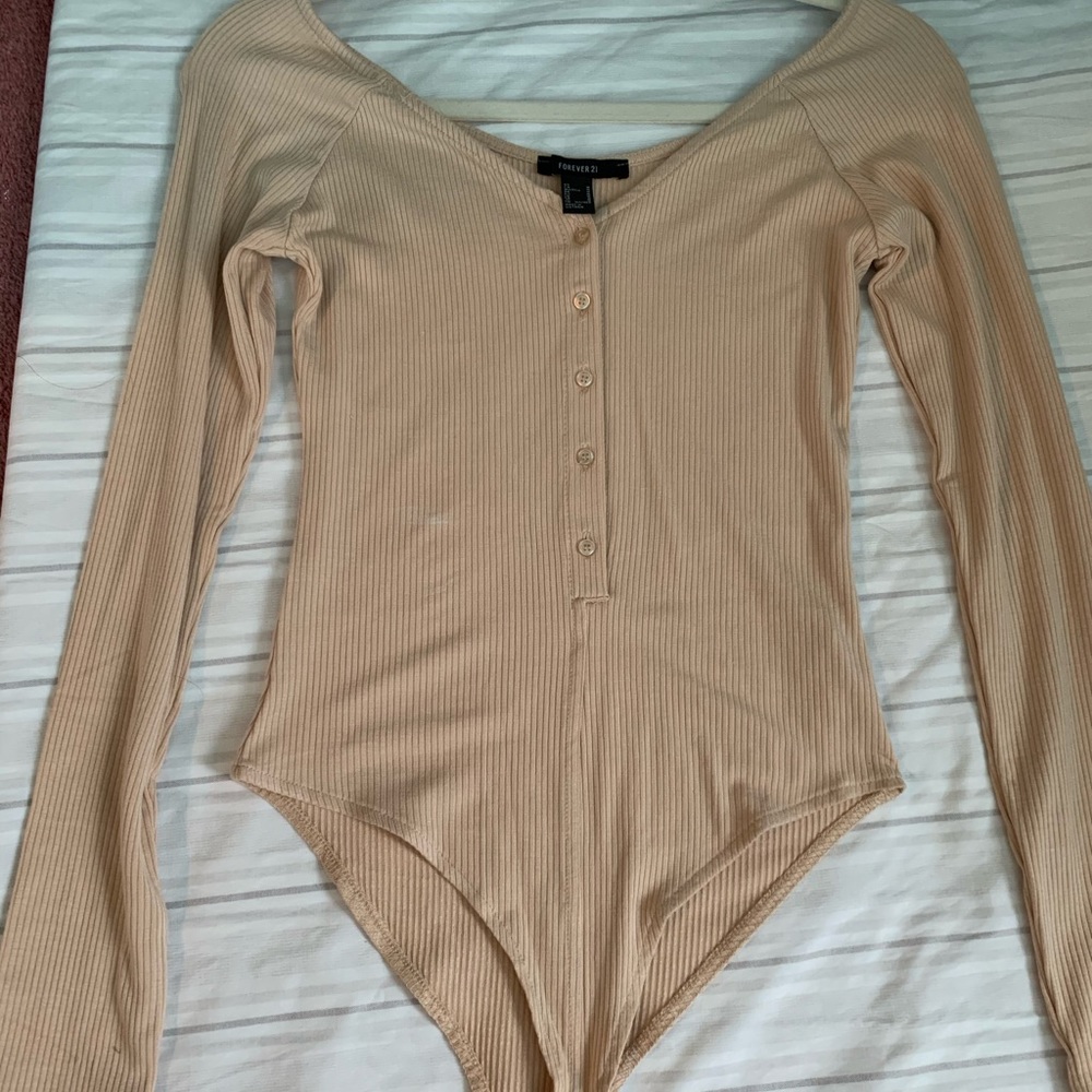 Never worn forever 21 body suit